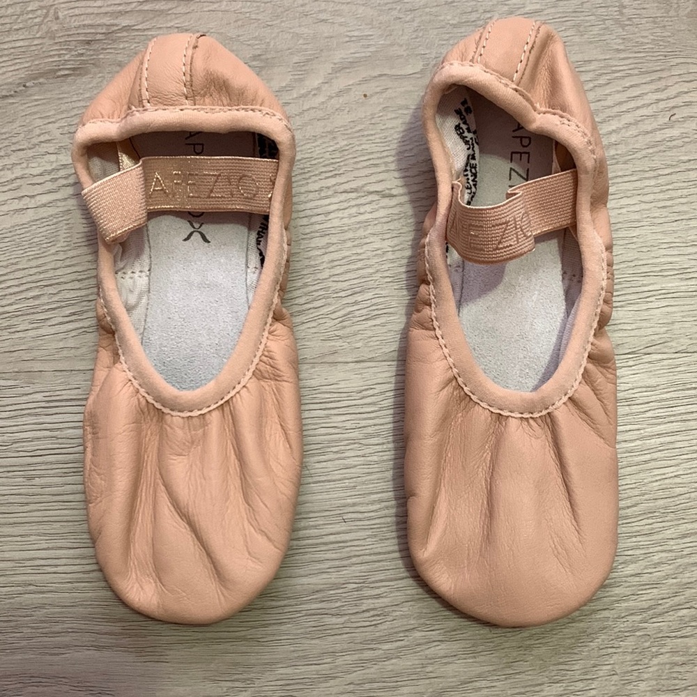Capezio Children no Drawstring full sole